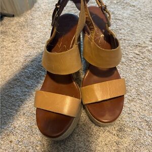 Jessica Simpson Wedges